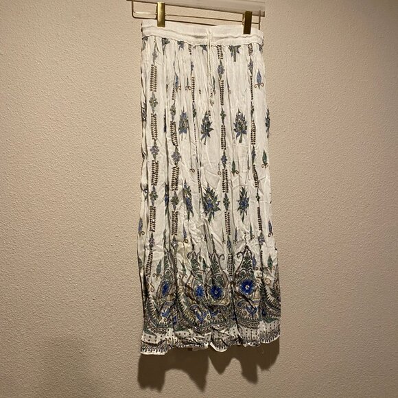 Boho White Paisley Embroidered Skirt – Handmade in India, Size 34” - Picture 2 of 5